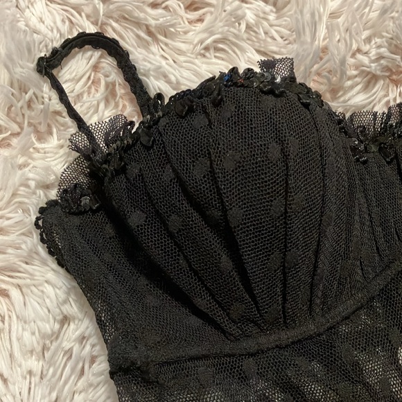 Victoria Secret Lingerie - Picture 4 of 6